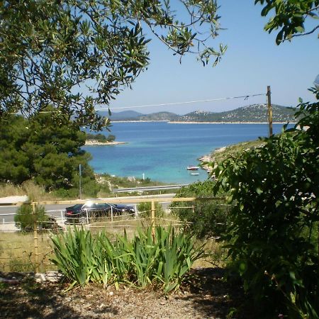 Apartmani Krbelica 1 Primošten المظهر الخارجي الصورة
