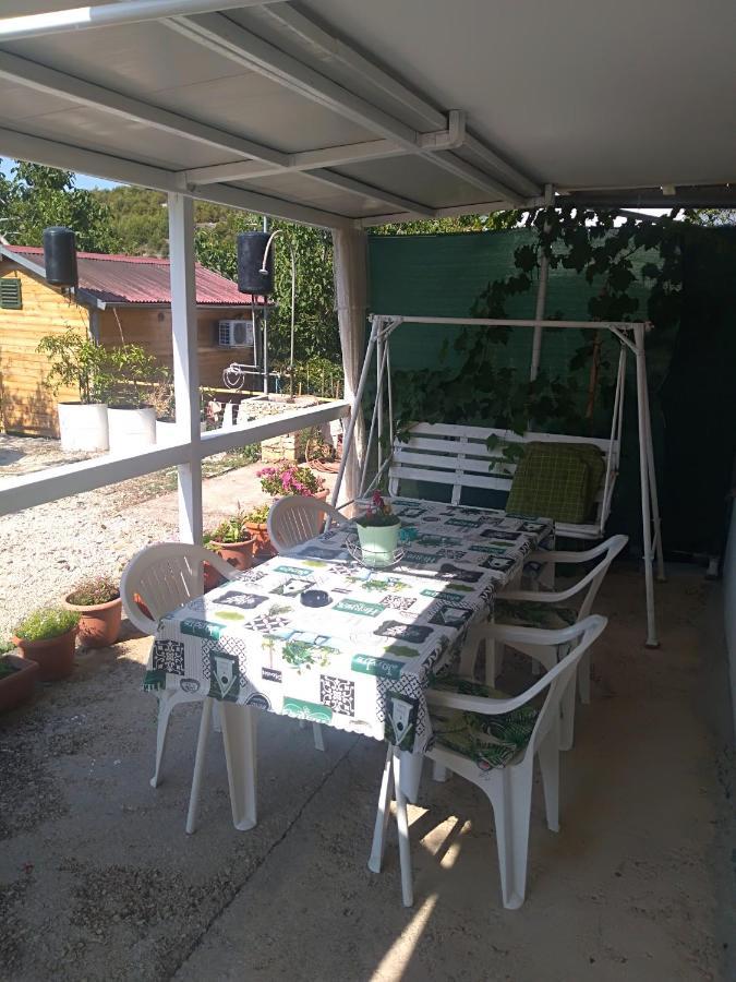 Apartmani Krbelica 1 Primošten المظهر الخارجي الصورة
