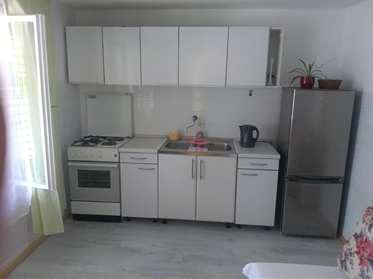 Apartmani Krbelica 1 Primošten المظهر الخارجي الصورة